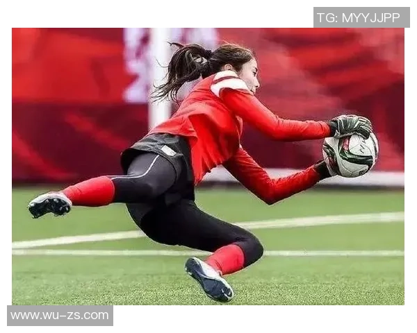 长腿足球巨星赛场英姿展现速度力量与优雅的完美结合